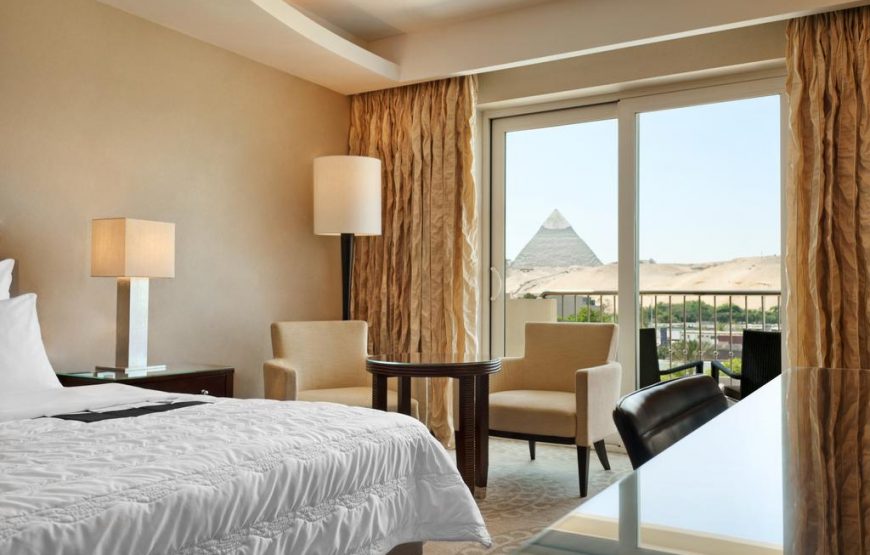Le Meridien Pyramids Hotel & Spa