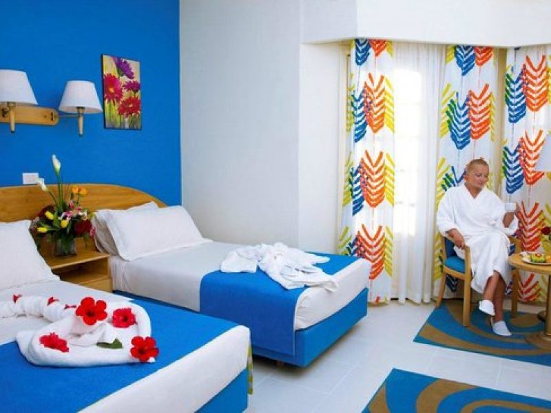 Standard triple room