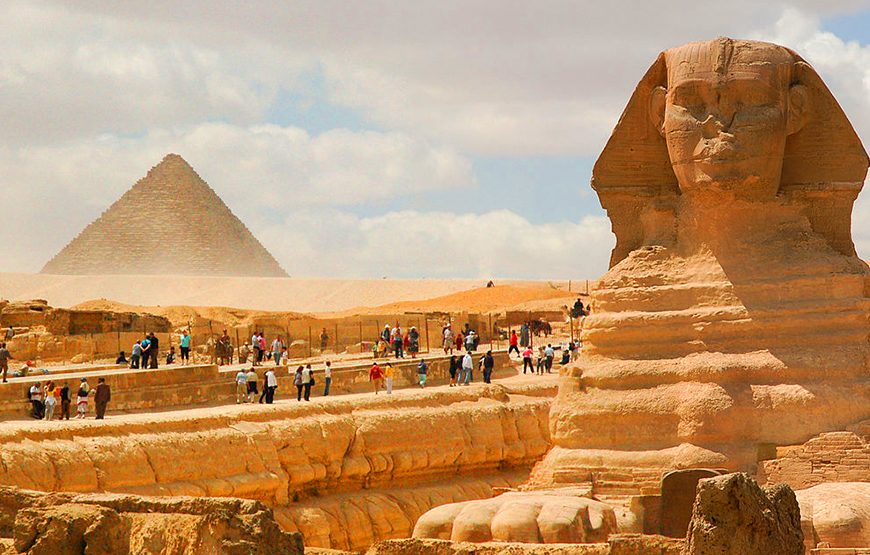 Full day Pyramids / Sphinx / Memphis & Sakkara